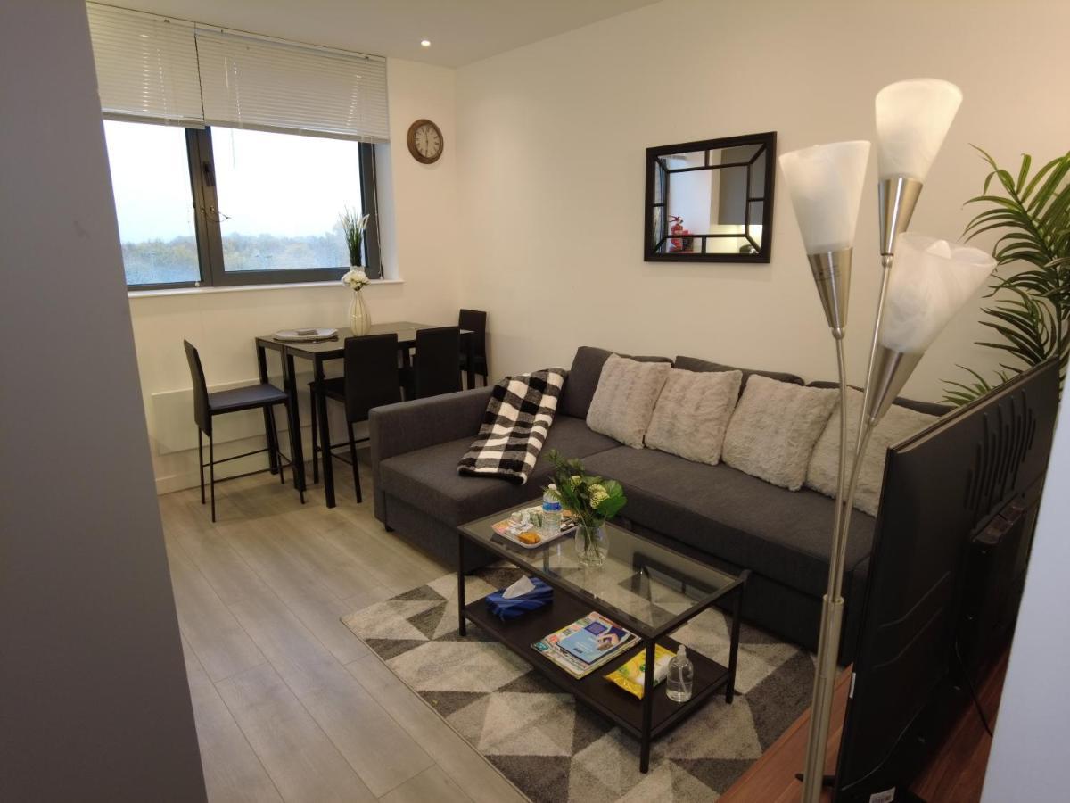 Luxurious Short Stay Flat In Milton Keynes Kültér fotó